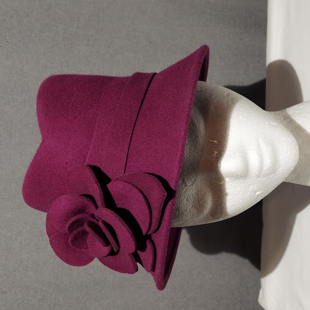 Betmar New York purple flower hat